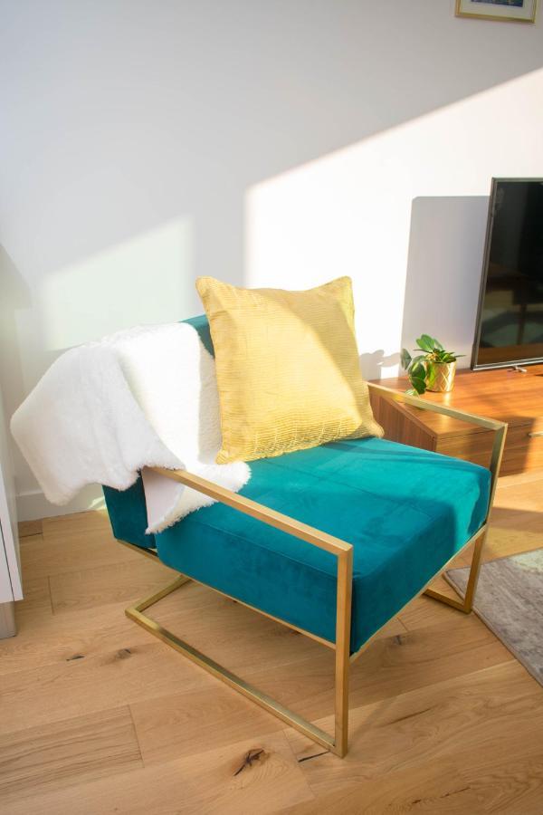 Exoticstay Apartments - Ultra Luxe Top Floor Suite - City Centre Apartment With Cube View - Smart 4K Tv With Ultrafast Wifi & Netflix Birmingam Exterior foto